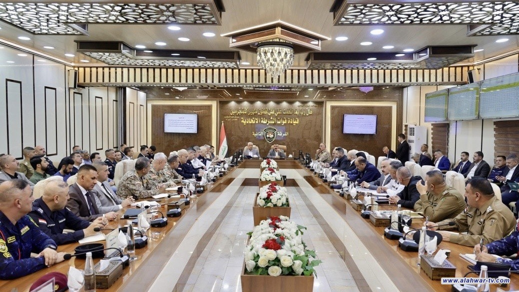 وزير الداخلية يوجه بمنع المظاهر المسلحة خلال تطبيق خطة تأمين زيارة الإمام الجواد (ع)