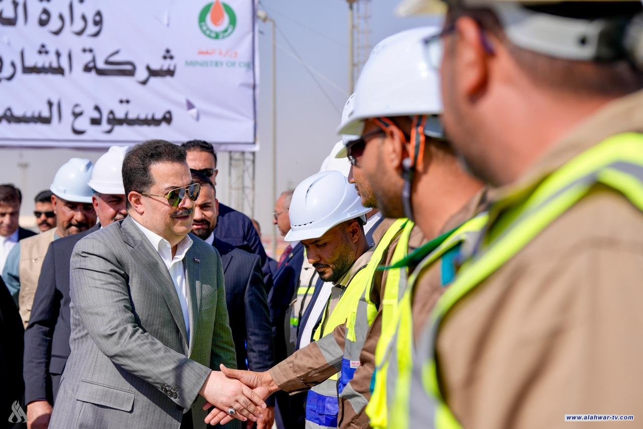 رئيس الوزراء يفتتح مستودع السماوة للمنتجات والمشتقات النفطية