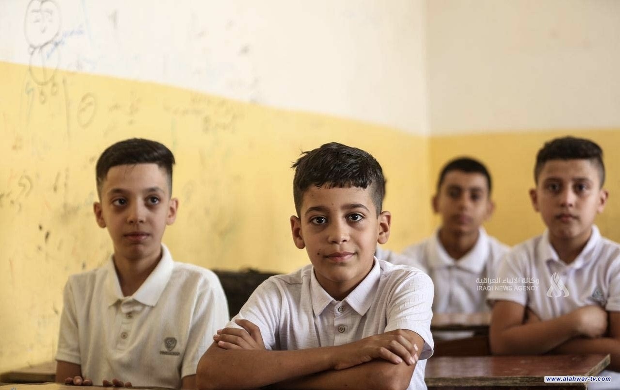 التربية: نلتزم بما تقرره الحكومة بشأن تعطيل الدوام في المدارس