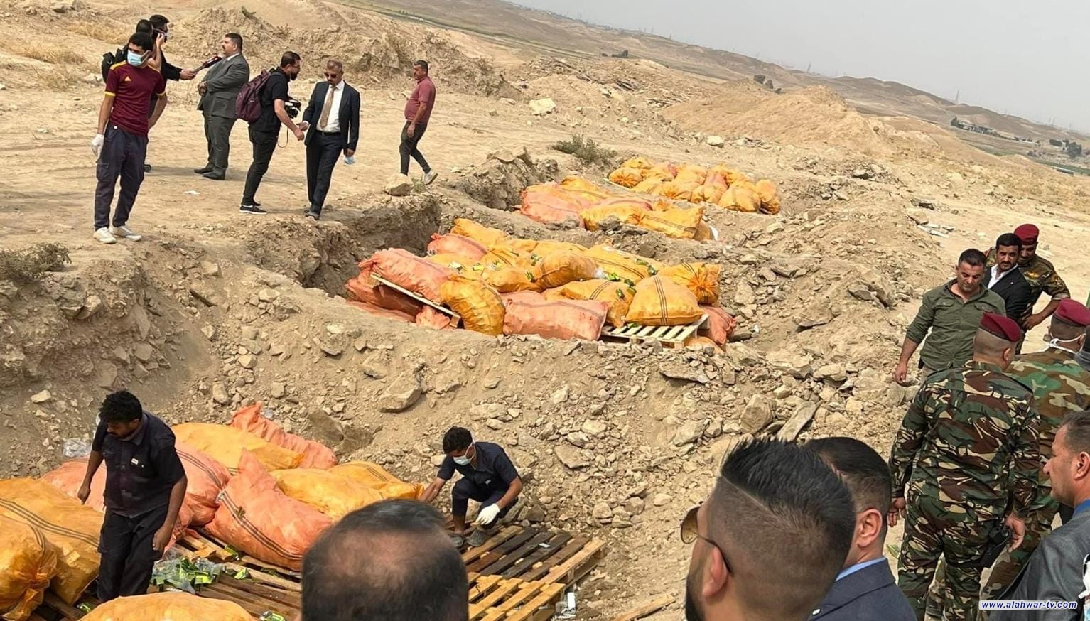 ثاني أكبر كمية"... العراق يتلف 14 طناً من المخدرات (صور)