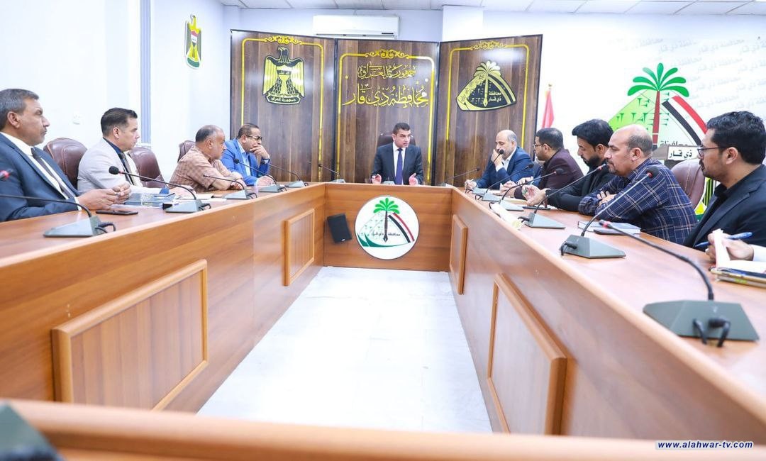 محافظ ذي قار يترأس اجتماعاً موسعاً لبحث آلية توزيع قطع الاراضي