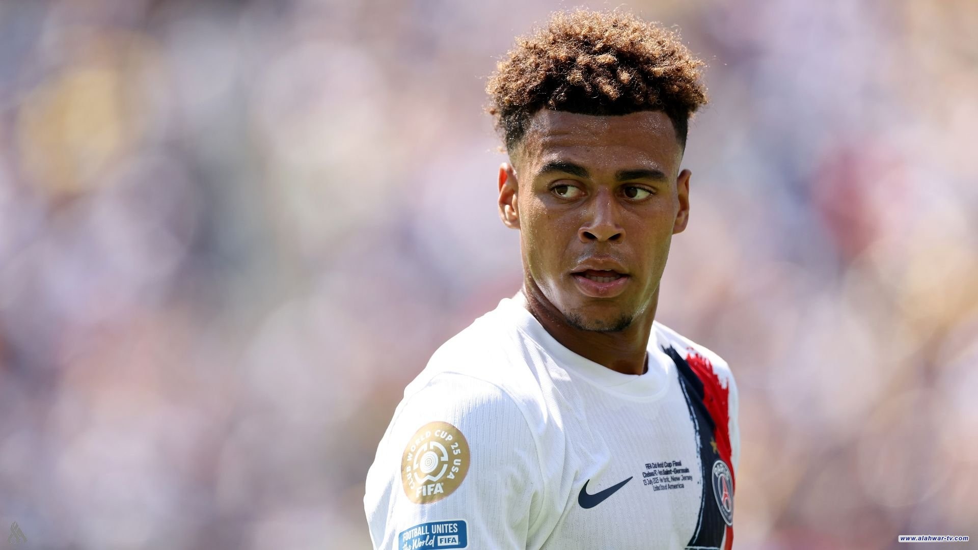 باريس يخسر نجمه الشاب ديزيريه إلى نهاية 2025