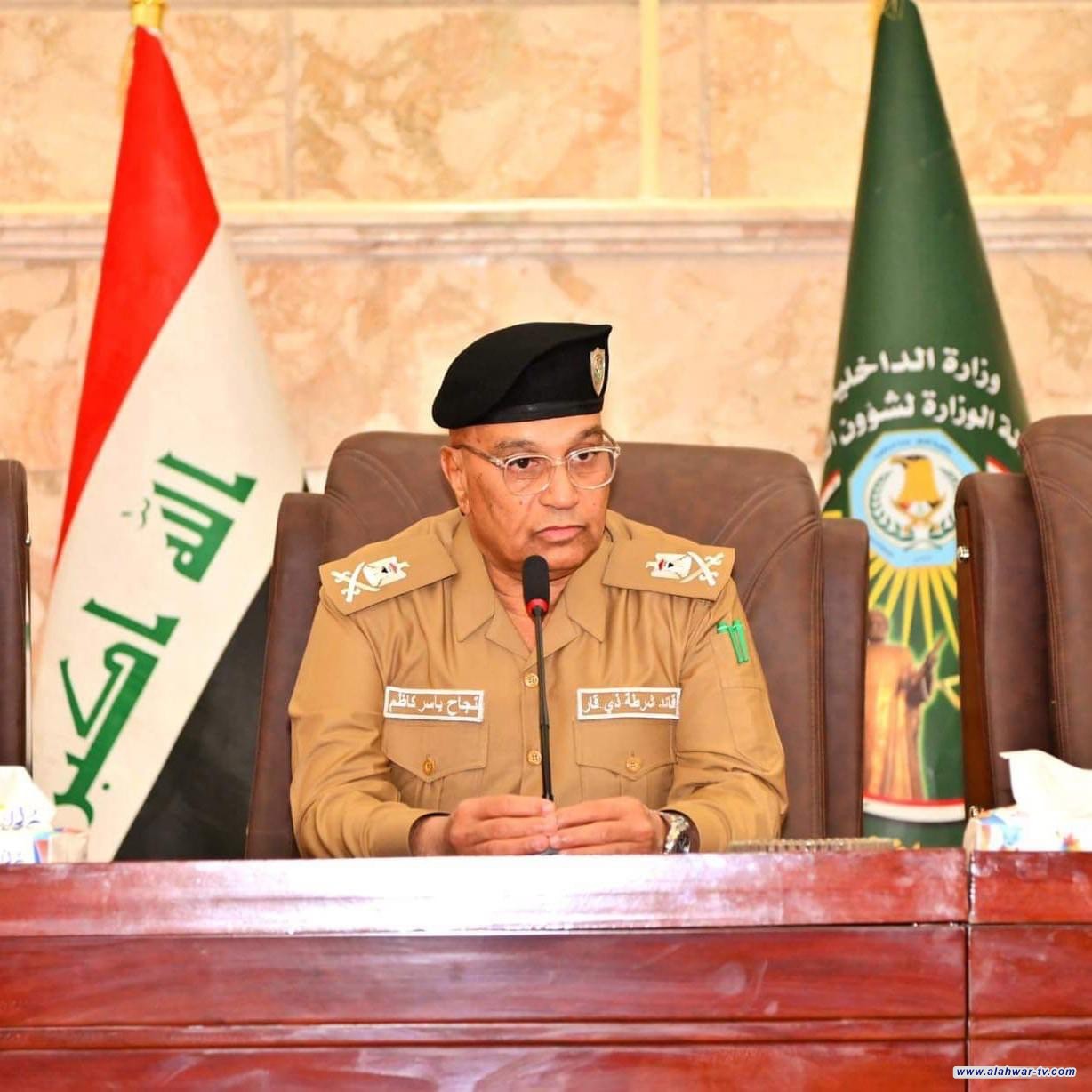 قائد شرطة ذي قار اللــواء نجــاح العـابــدي يترأس مؤتمراً امنياً ويؤكد على ملاحقة المطلوبين للقضاء وعدم التهاون مع المجرمين