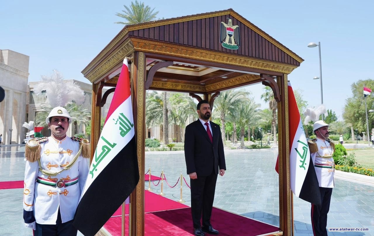 رئيس مجلس الوزراء علي الزيدي يتسلم مهامه رسمياً رئيساً للحكومة وقائداً عاماً للقوات المسلحة
