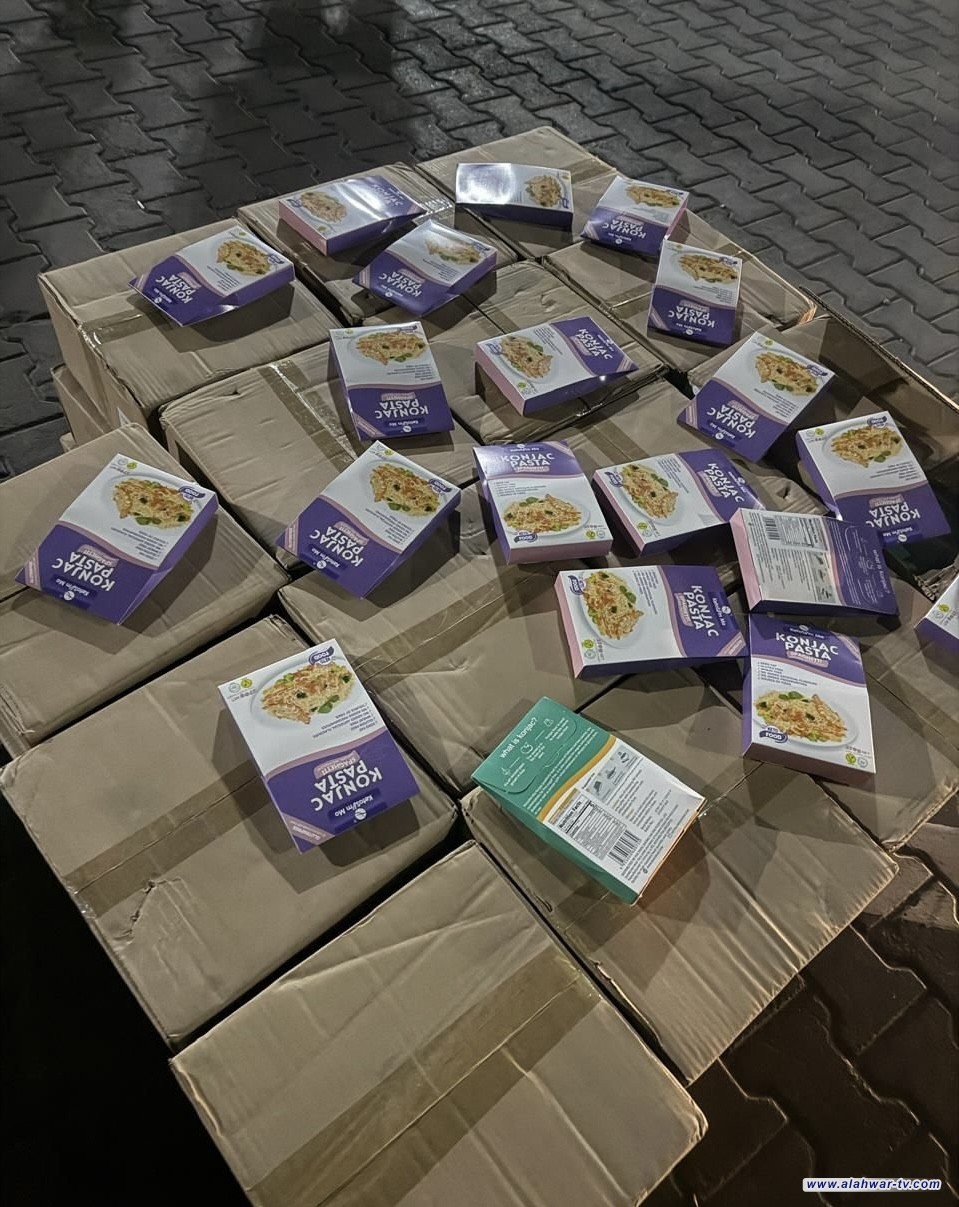 ضبط مستلزمات طبية ومواد غذائية مخالفة في ميناء أم قصر الشمالي