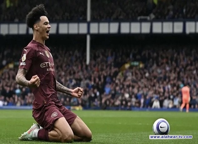 أورايلي يسجل اسمه في تاريخ مانشستر سيتي