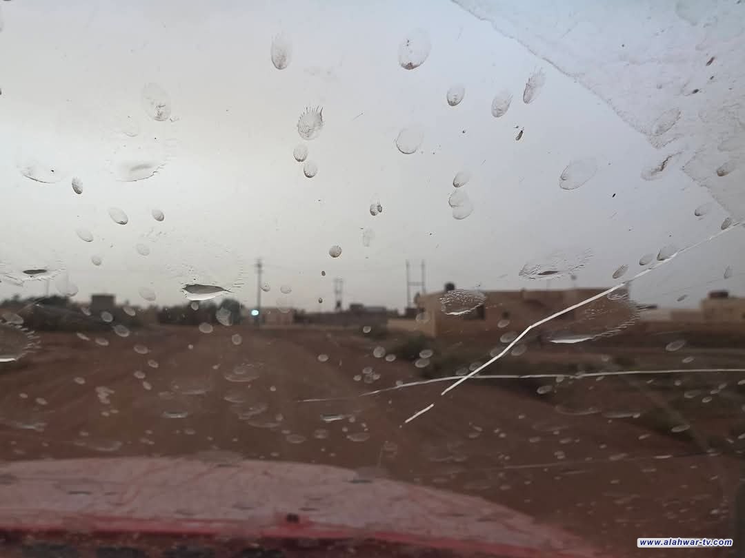أمطار خفيفة ممزوجة بالغبار تضرب أجواء الناصرية مساء اليوم