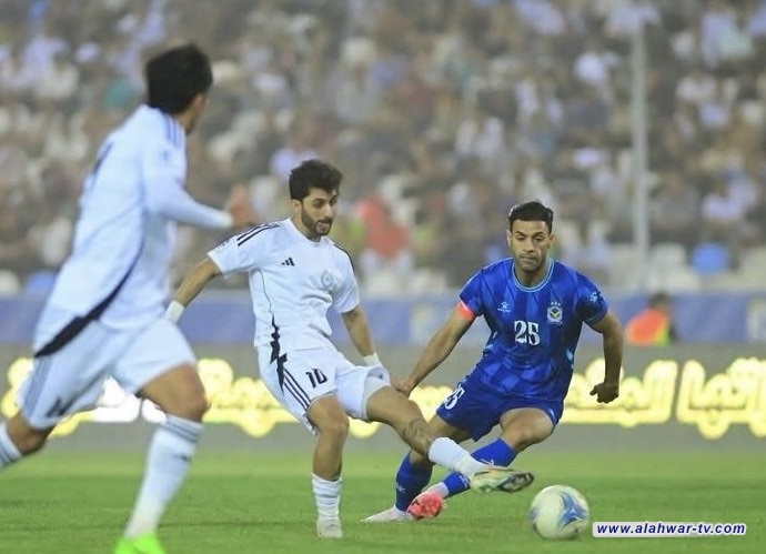 كلاسيكو العراق.. ملحمة كروية ملتهبة بين الصقور والنوارس في دوري النجوم اليوم