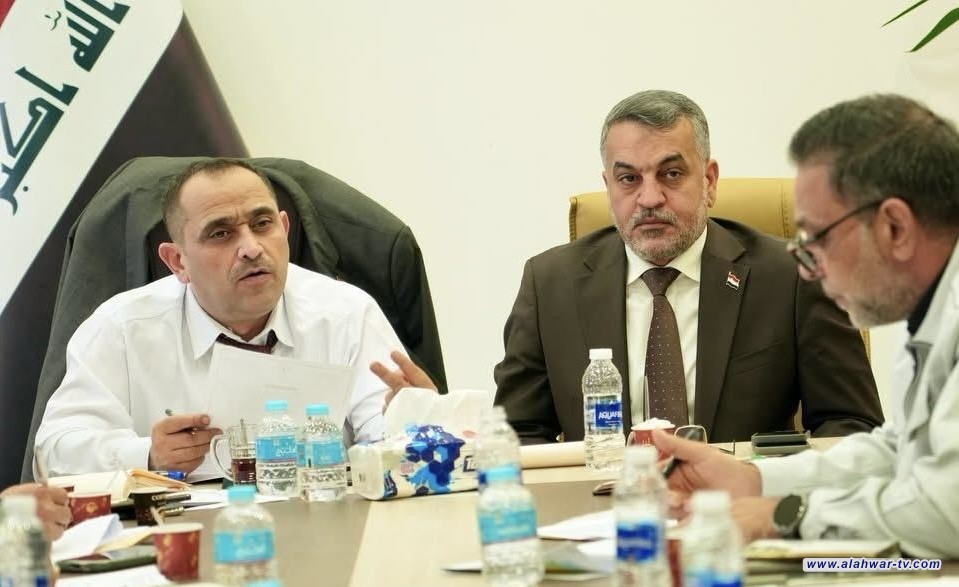 استعدادا لصيف مستقر كهربائيا.. نائب رئيس لجنة الطاقة ووزير الكهرباء يترأسان اجتماعا موسعا في ذي قار