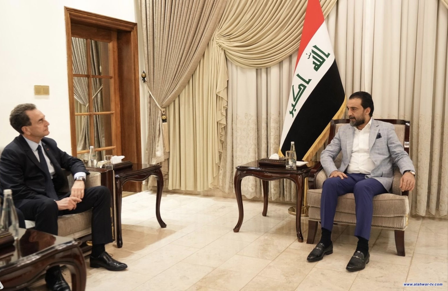 الحلبوسي يبحث مع السفير الفرنسي تطورات أوضاع غزة