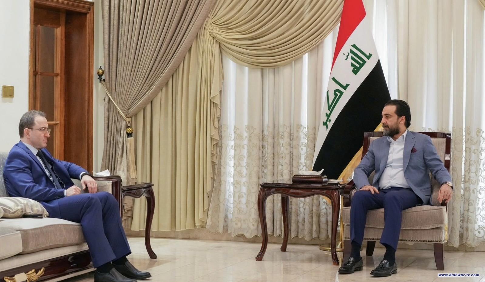 الحلبوسي يبحث مع سفراء روسيا وأستراليا وبريطانيا إيقاف الحرب في قطاع غزة