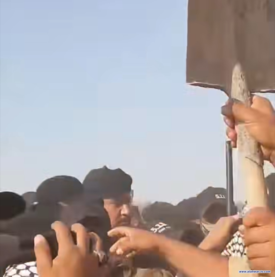 احتكاك بين متظاهرين من الفلاحين والقوات الأمنية في قضاء الشطرة شمال ذي قار