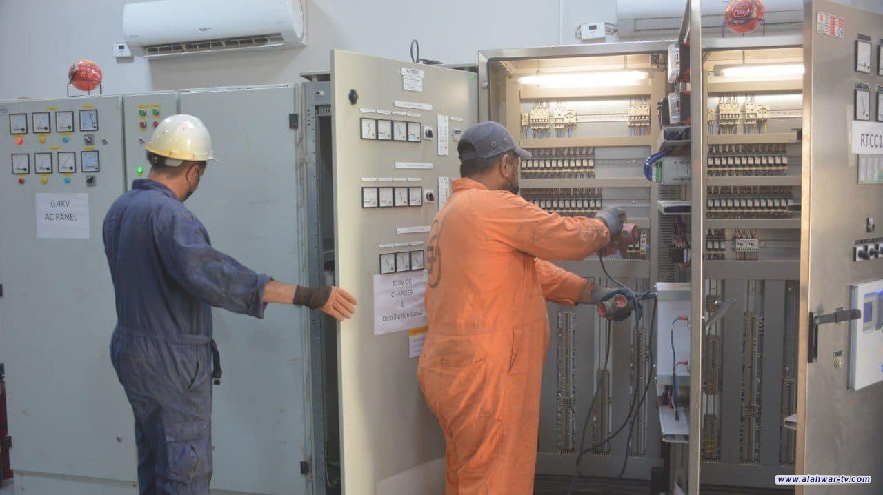 كهرباء ذي قار تباشر باعمال الصيانة الوقائية لمحطاتها الثانوية