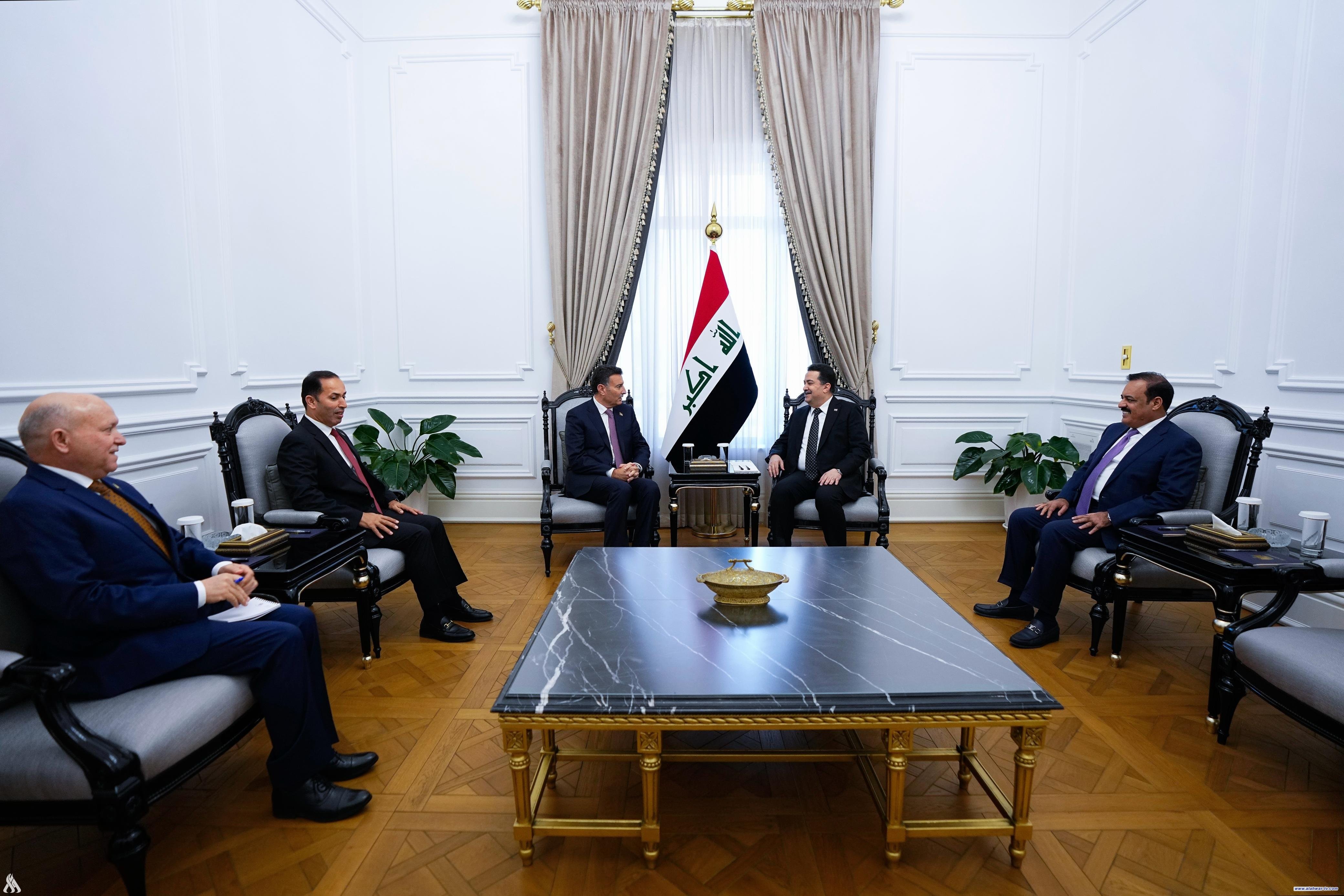 رئيسا الوزراء ومجلس النواب الأردني يؤكدان على تنسيق الجهود لإيقاف العدوان على غزة