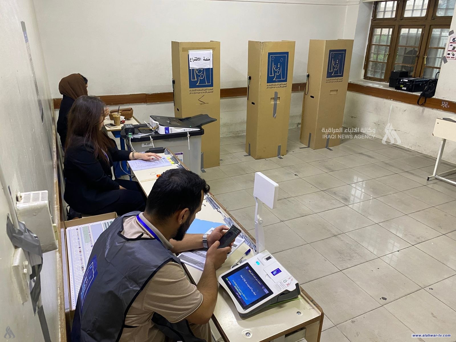 انتخابات ذي قار:  695 موظفا يشرفون على 35 مركزا انتخابيا في التصويت الخاص