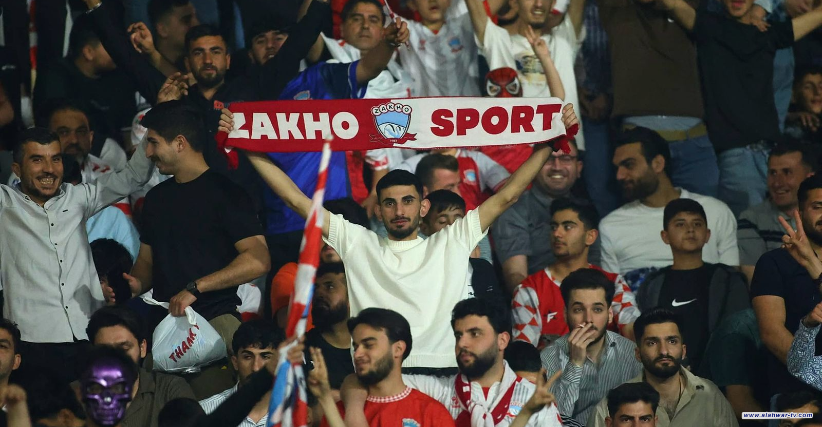 إلغاء عقوبة حكمين عراقيين و الحرمان ينتظر جماهير نوروز وزاخو