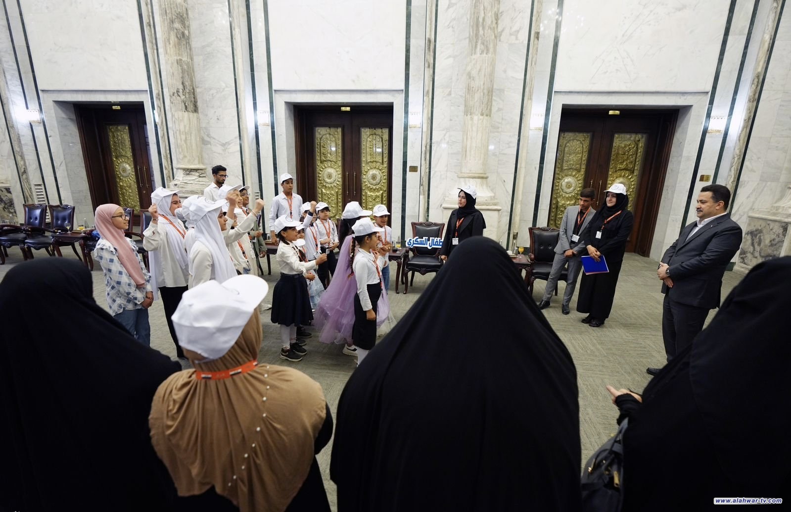 رئيس الوزراء يؤكد التزام الحكومة بتوفير العلاج والرعاية اللازمة لجميع شرائح الأمراض المزمنة