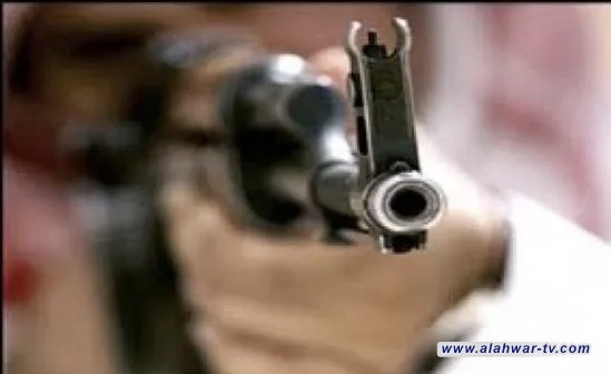 ذي قار: تنظيف المنزل ينتهي بكارثة.. فتاة تتلقى رصاصة في بطنها