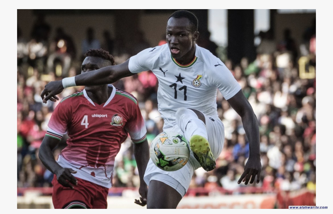 لاعب غاني يفارق الحياة خلال مباراة كرة قدم