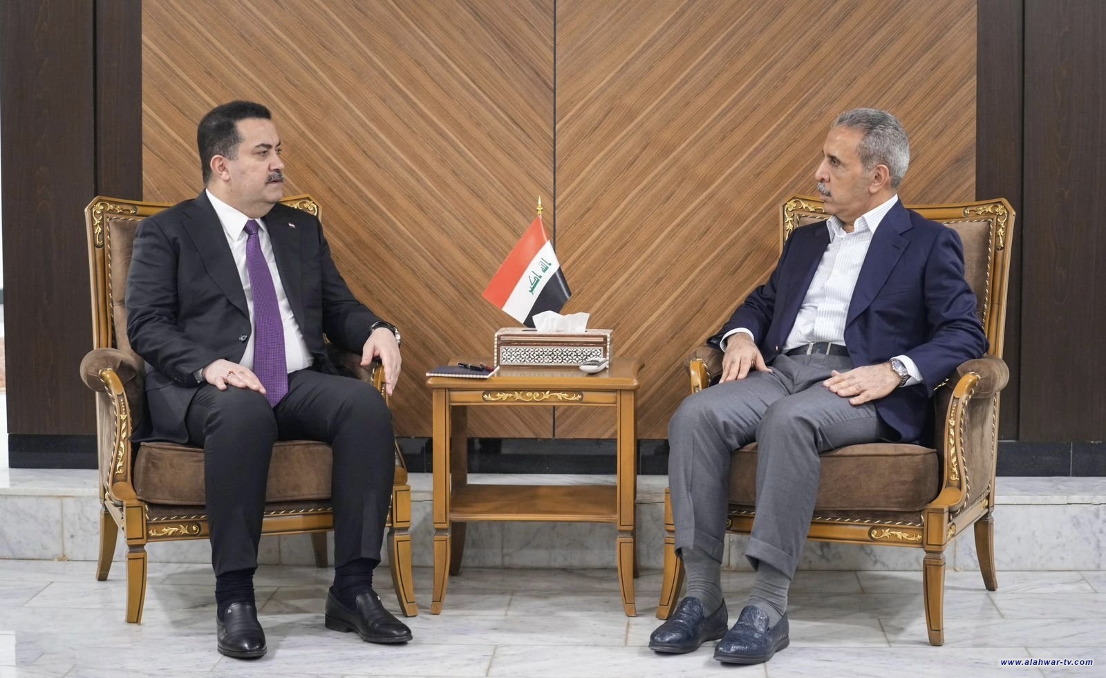 رئيسا الوزراء ومجلس القضاء الأعلى يبحثان جهود القضاء في محاسبة المضاربين بالعملة الأجنبية