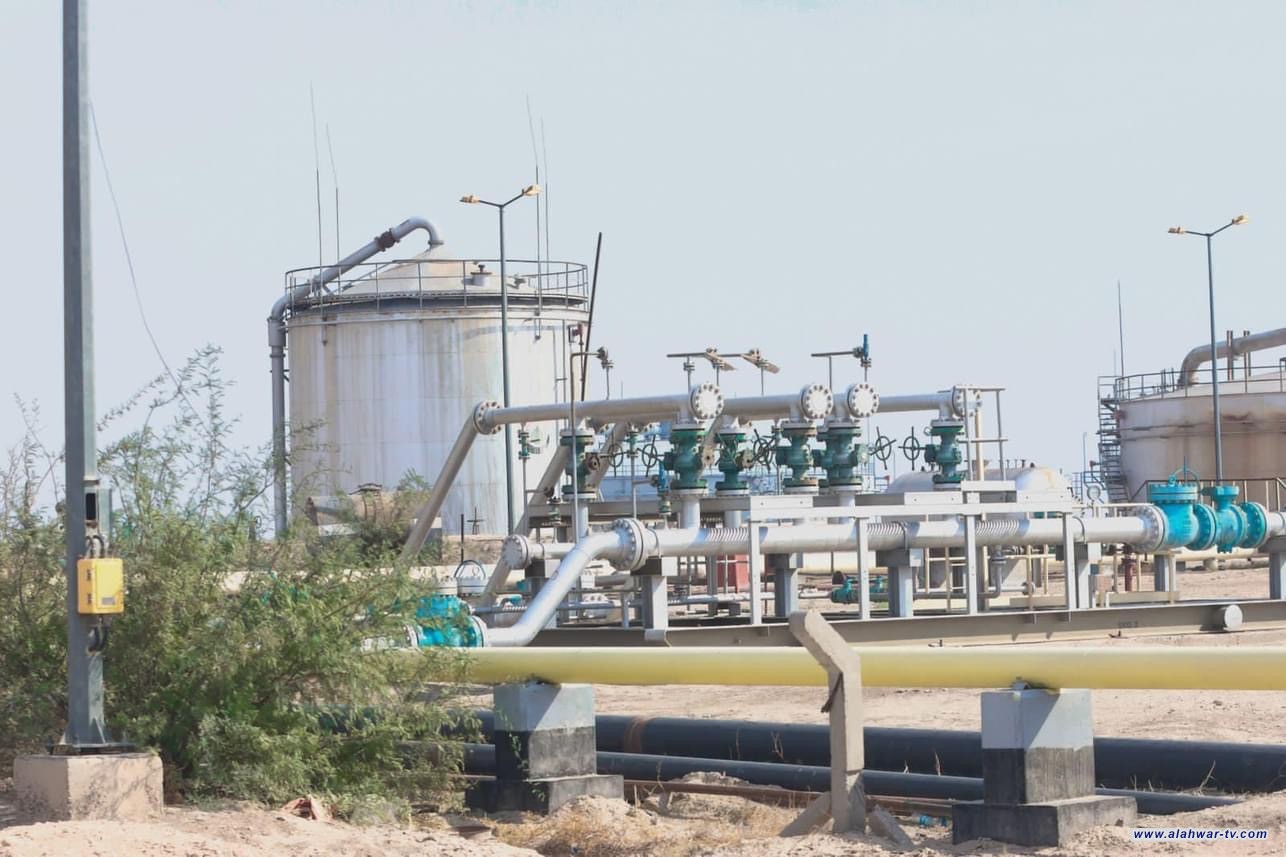 نفط ذي قار تُنجز 70٪ من تنظيف وإزالة الترسبات بخزانات حقل الناصرية النفطي