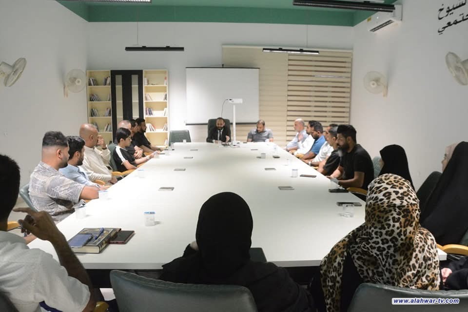 ذي قار: محاضرة توعوية للحفاظ على سلامة اللغة العربية من اثار استخدامات وسائل التواصل الاجتماعي