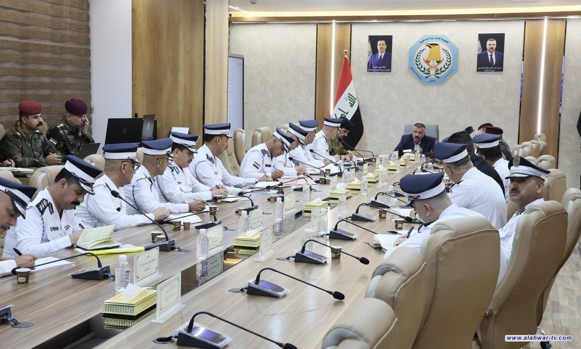 وزير الداخلية يوجه مديري المرور بالعمل بطريقة النافذة الواحدة في مواقع التسجيل