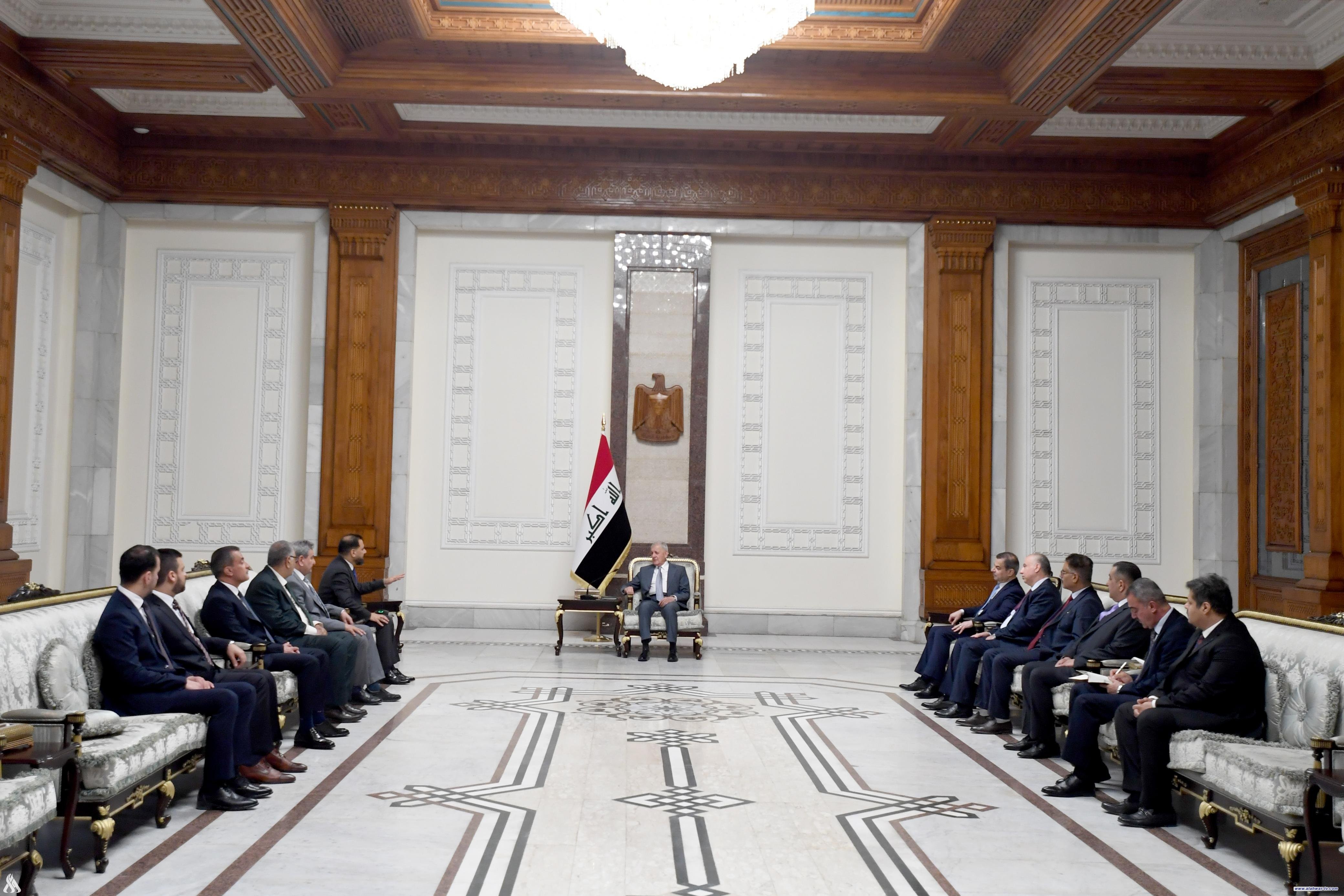 رئيس الجمهورية: أهمية نقابة المحاسبين والمدققين بتطوير الدور الرقابي بمؤسسات الدولة كافة