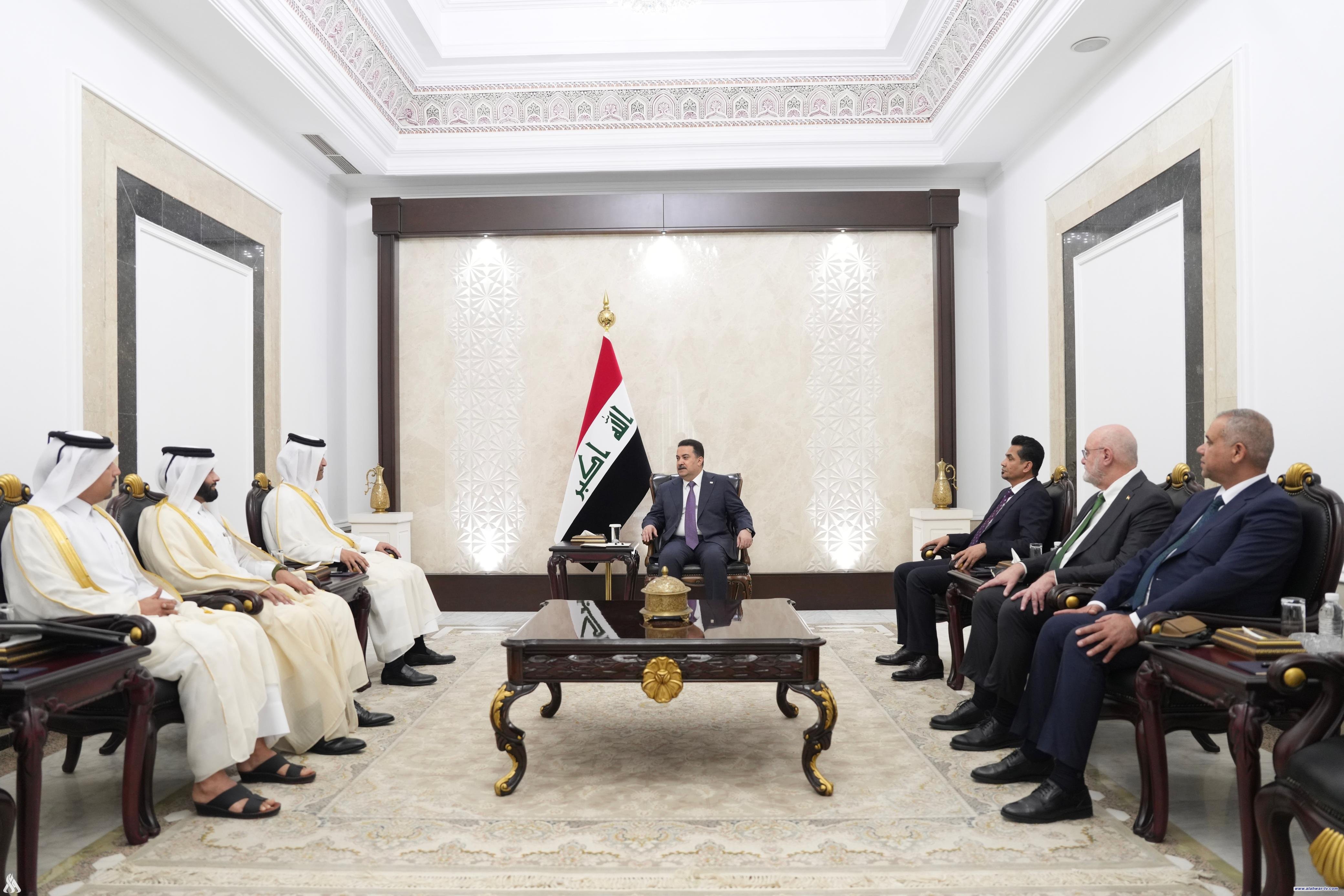 رئيس الوزراء ووزير المواصلات القطري يؤكدان المضي في مشروع طريق التنمية الستراتيجي