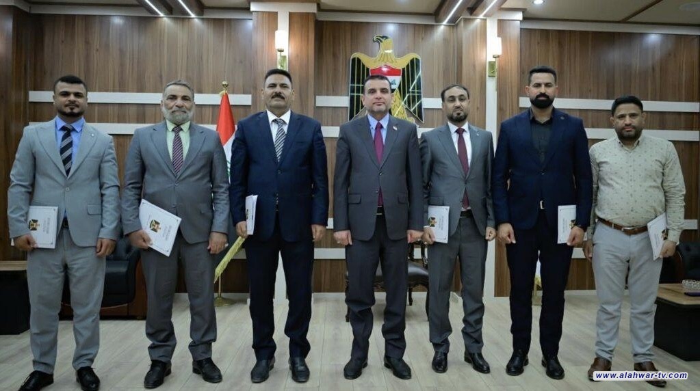 محافظ ذي قار يصدر الأوامر الإدارية بتكليف عدد من رؤساء الوحدات الإدارية