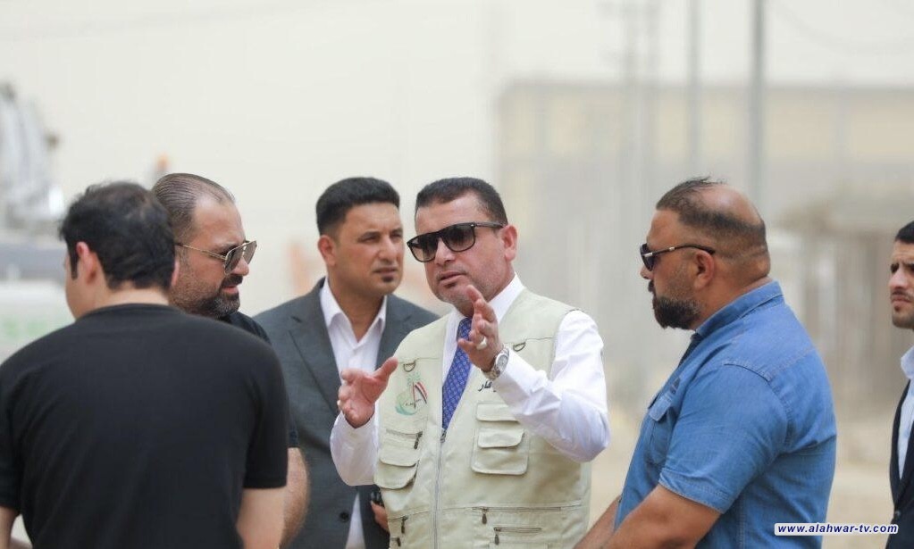 محافظ ذي قار يتابع أعمال حفر وفرش لعدة شوارع في الموحية وشوارع رئيسية تربط بشارع الجامعة