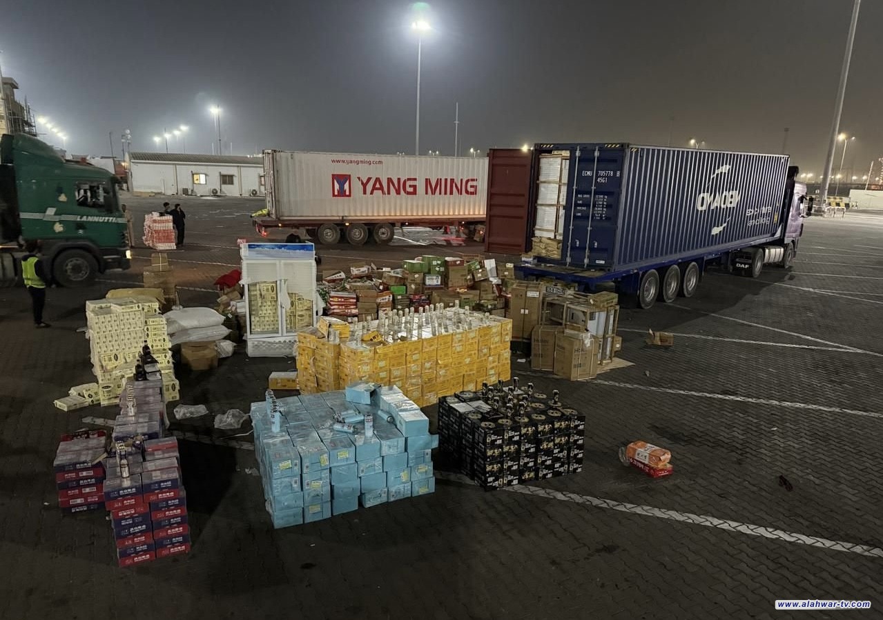 إحباط محاولة تهريب مشروبات كحولية في منفذ ميناء أم قصر الشمالي