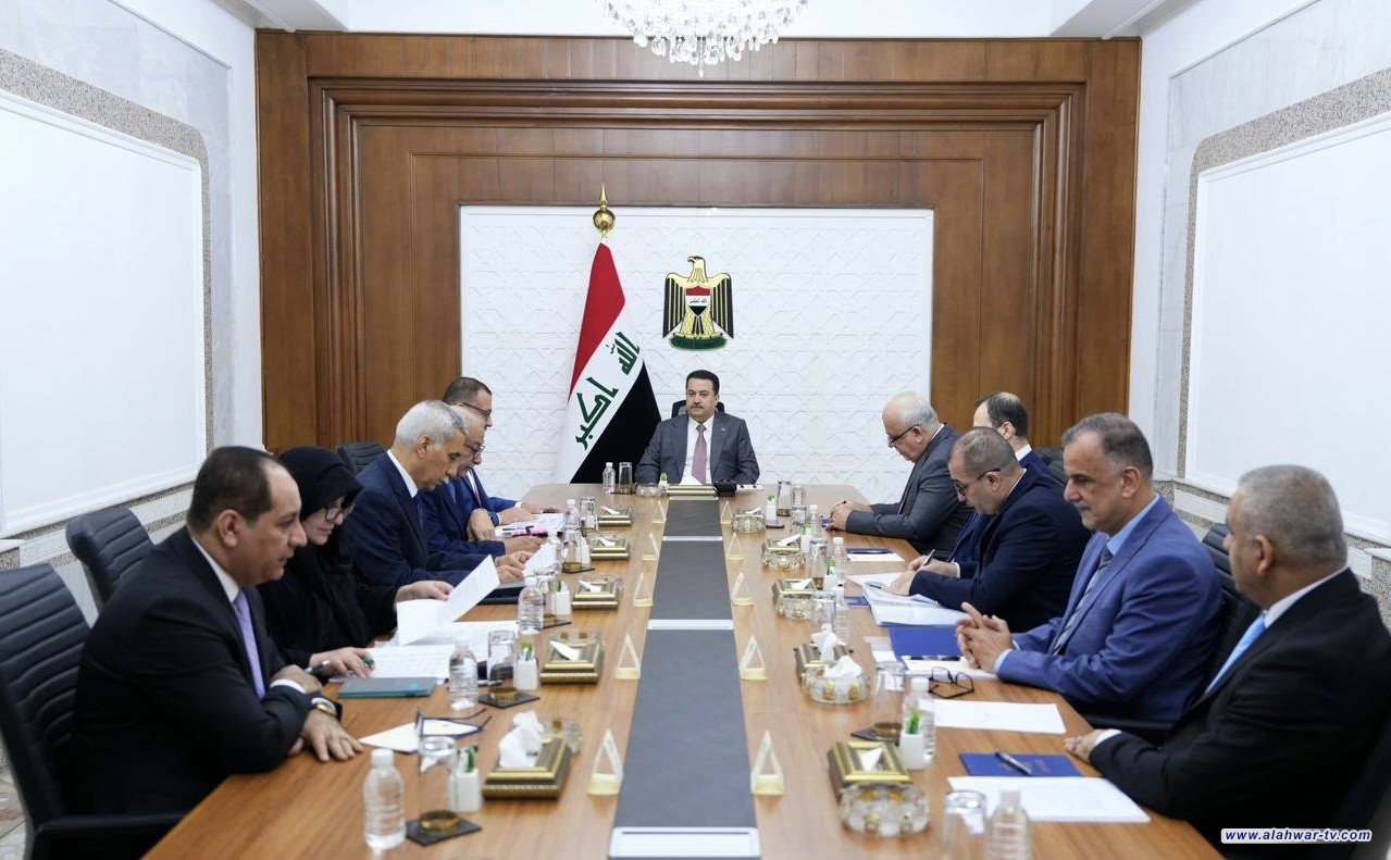رئيس الوزراء يوجه بالتحول نحو الدفع الإلكتروني لجباية أجور الكهرباء