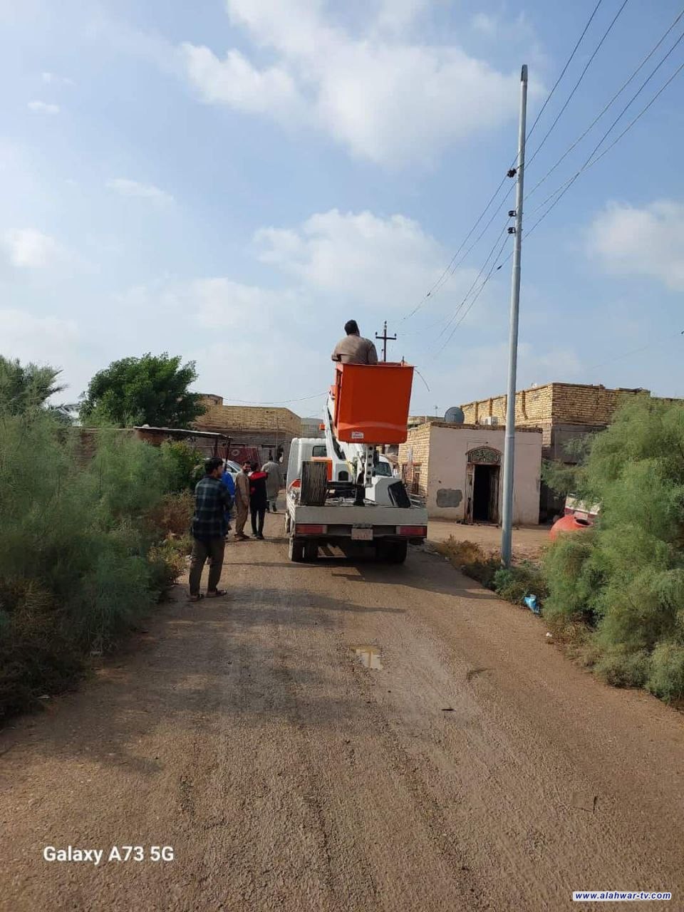 كهرباء ذي قار تواصل العمل على اصلاح الاضرار التي لحقت بالشبكة من جراء الأمطار