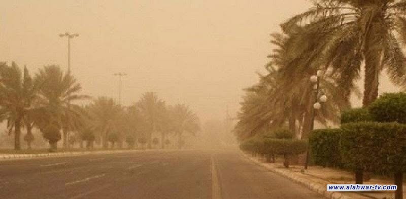 منخفض جوي يضرب ذي قار.. موجة غبار وحرارة تصل إلى 45 مئوية خلال يومين