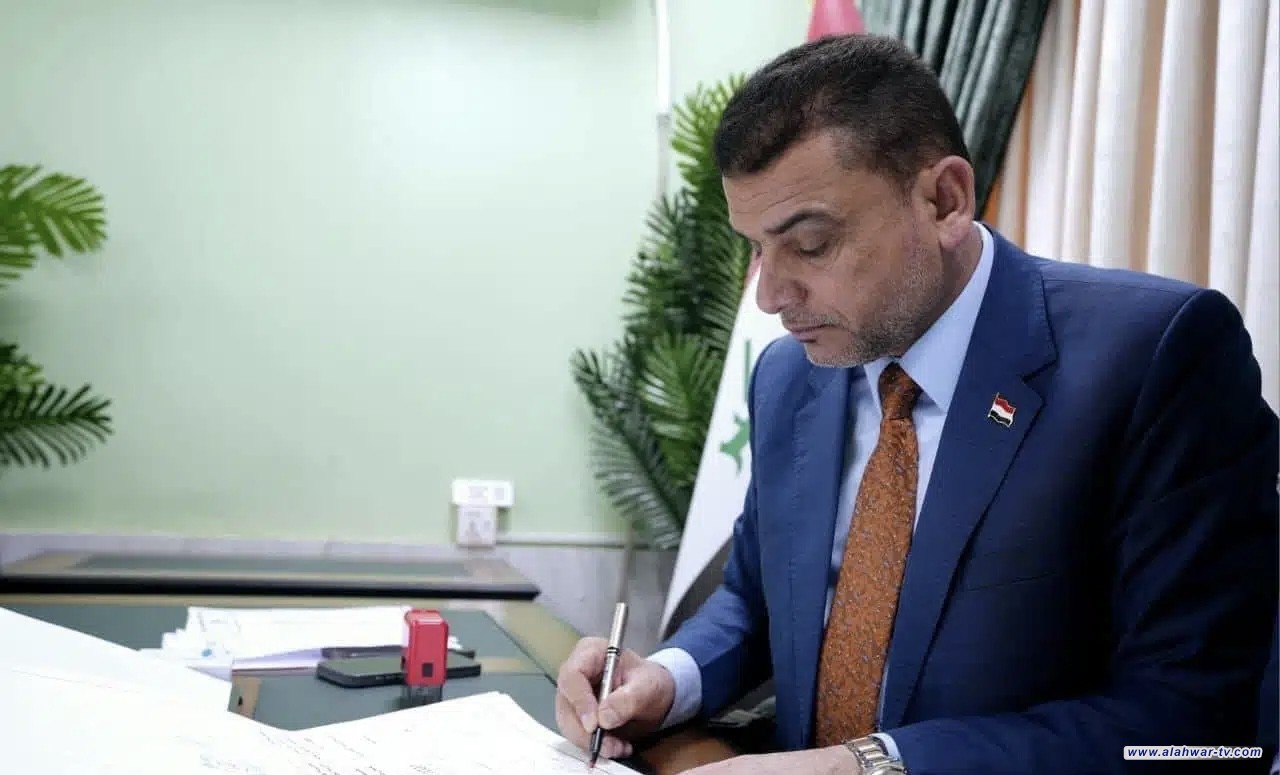 محافظ ذي قار : تدقيق اكثر من 96 ألف معاملة وراء تأخير المصادقة على عقود المفاضلة