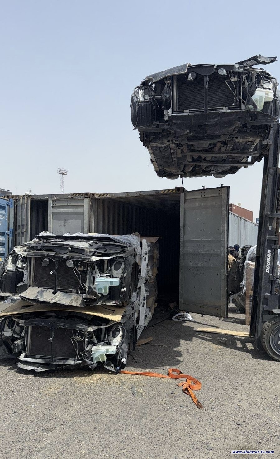 المنافذ: ضبط 30 عجلة معدة للتهريب في ميناء أم قصر الشمالي