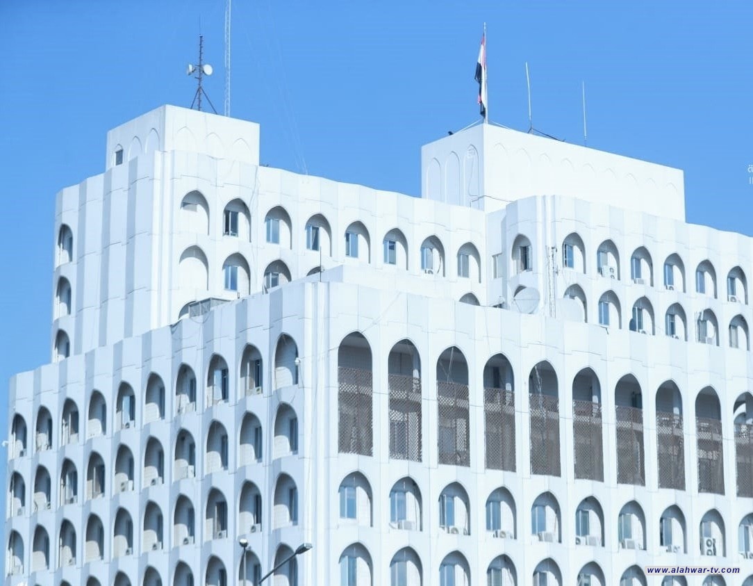 العراق يرحب برفع العقوبات عن سوريا