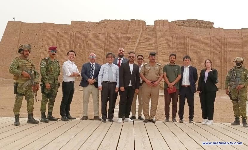 السفير الياباني أكيرا إندو يزور مدينة اور الاثرية بذي قار