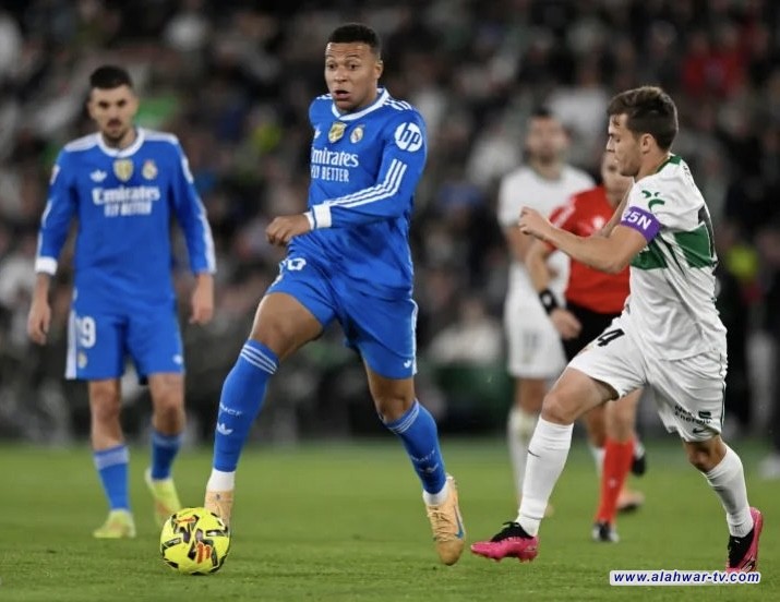 ريال مدريد ينجو من الخسارة أمام إلتشي بتعادل مثير في الليجا