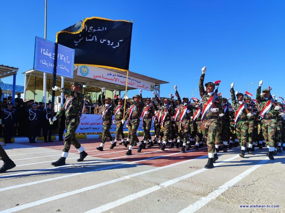 صور؛ شرطة ذي قار تخرج دفعة من المنتسبين المحالين من الرعاية الاجتماعية لتعزيز الأمن