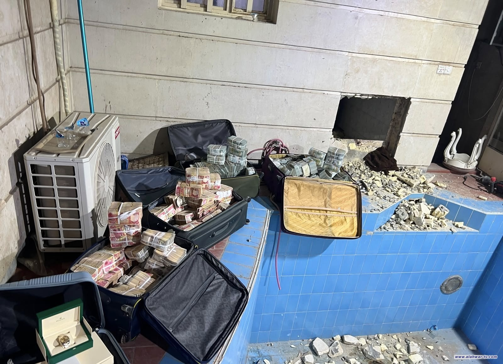 القضاء: التحقيقات مع وكيل وزير النفط لشؤون التوزيع تسفر عن ضبط 11 مليون دولار و4 مليارات دينار