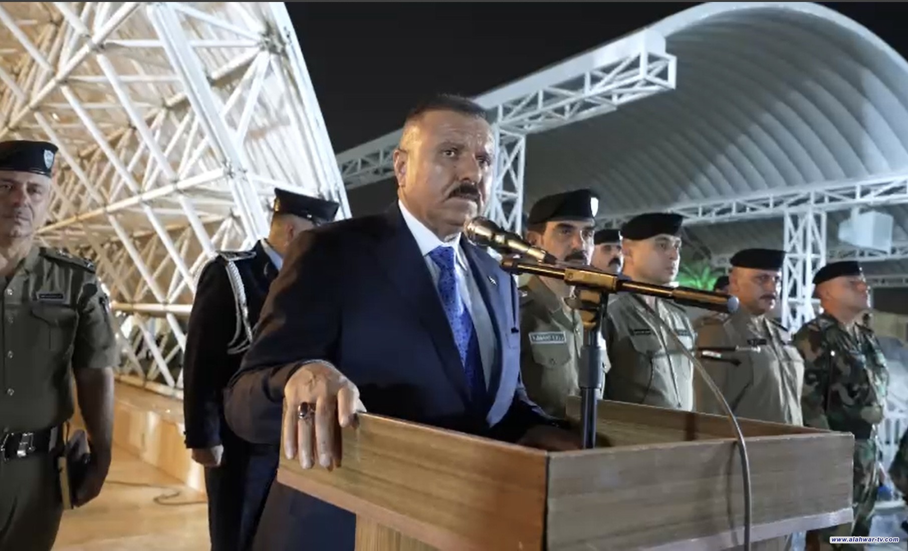 وزير الداخلية يعلن نجاح تأمين قمة بغداد