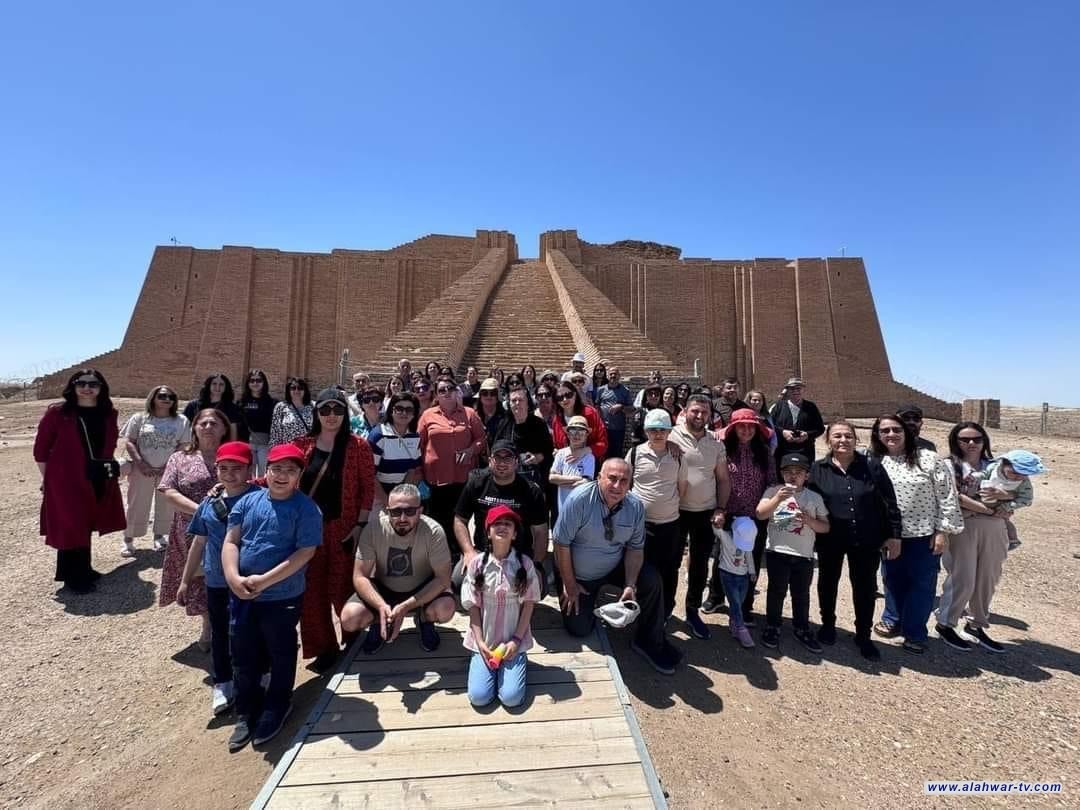 سواح من كافة أنحاء العراق في أحضان الحضارة في ناصرية