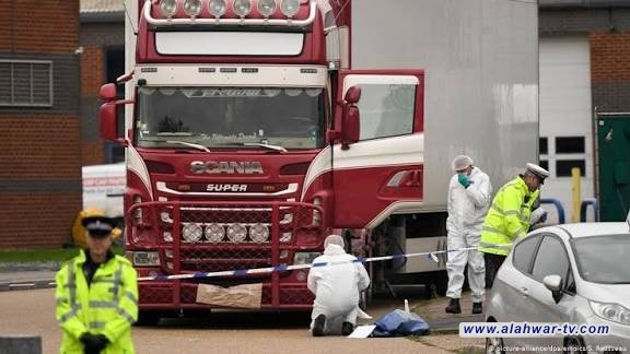 العثور على أربعة مهاجرين عراقيين أحياء داخل شاحنة مبردة في فرنسا