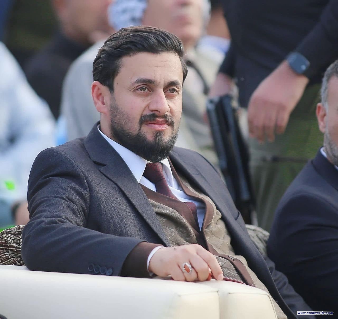 قائممقام الناصرية يعلن تخصيص مهرب للمركبات عند تقاطع الثورة لتخفيف الضغط على مقطع المنصورية
