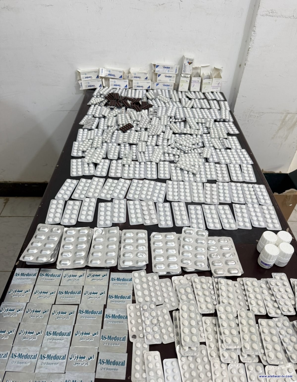 ضبط أدوية وأختام معدة للتهريب في منفذ طريبيل الحدودي