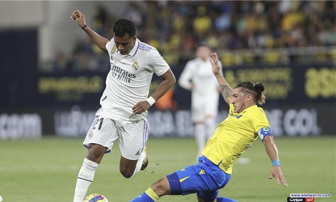 ريال مدريد يكتسح قادش بثلاثية نظيفة ويعتلي صدارة الليجا