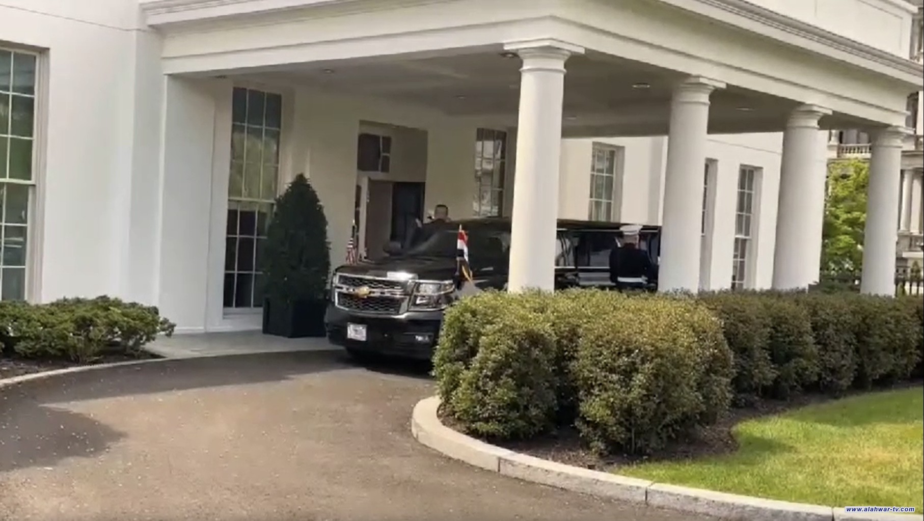 رئيس الوزراء يلتقي بايدن في البيت الأبيض