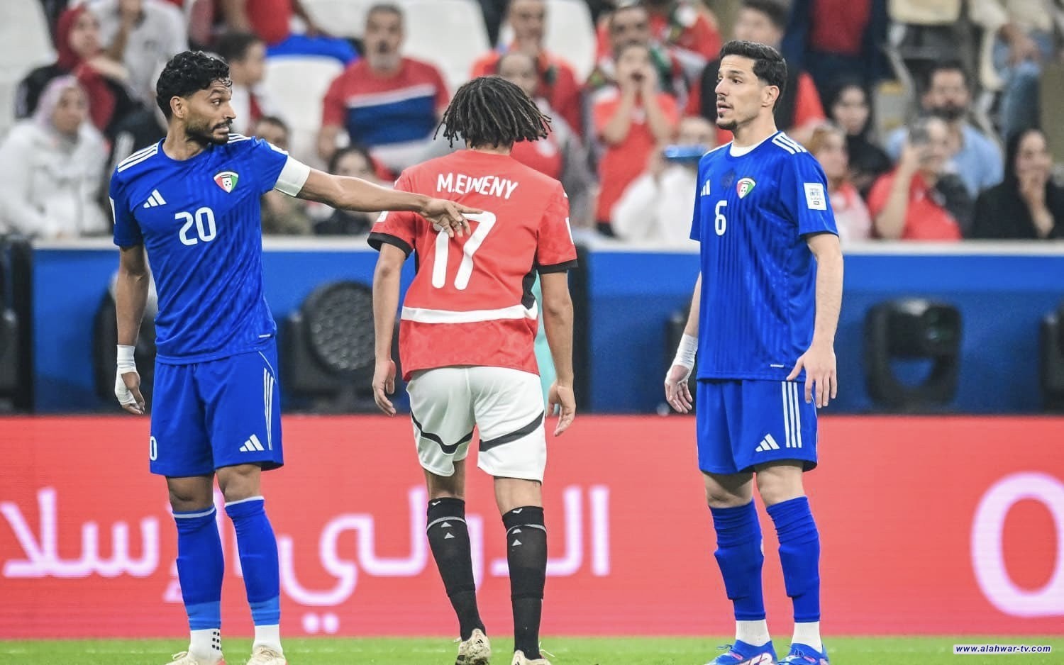 مصر تتعادل بصعوبة أمام الكويت في كأس العرب